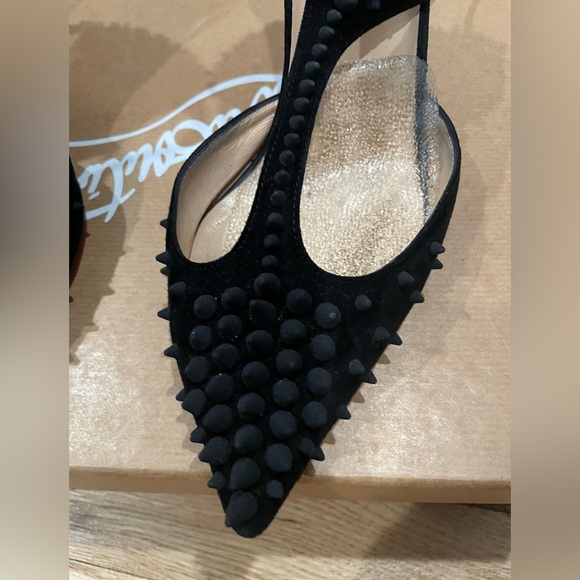 GOLDOSTRAP 100 VEAU/VELOURS Christian Louboutin EU 39.5 black spiked heels - Picture 3 of 8